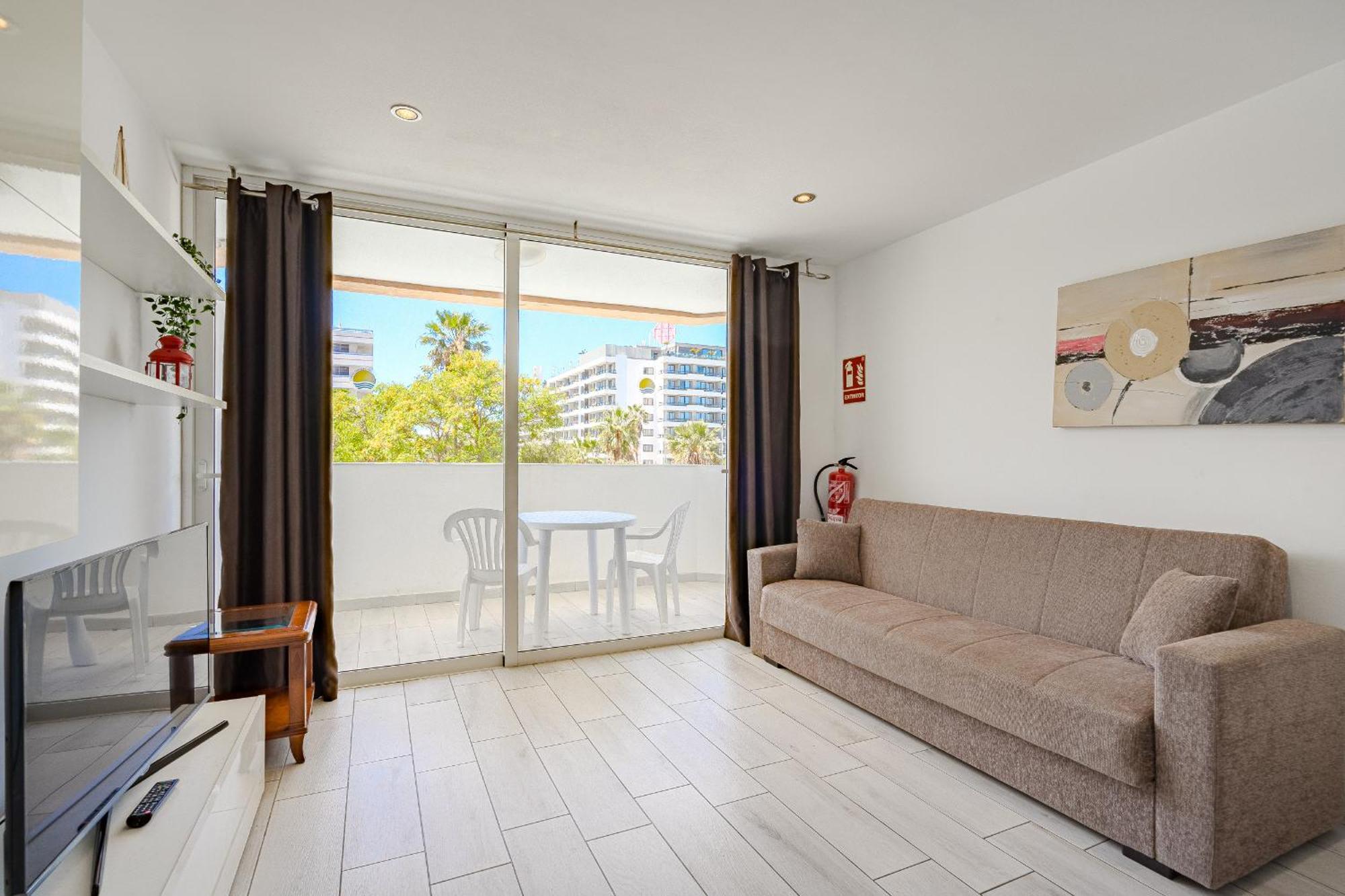 Un Dormitorio En Playa De Las Americas Costa Adeje  Exteriör bild